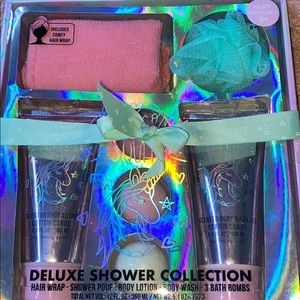 Deluxe shower collection
